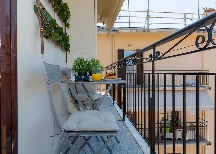 Euphoria Apartment